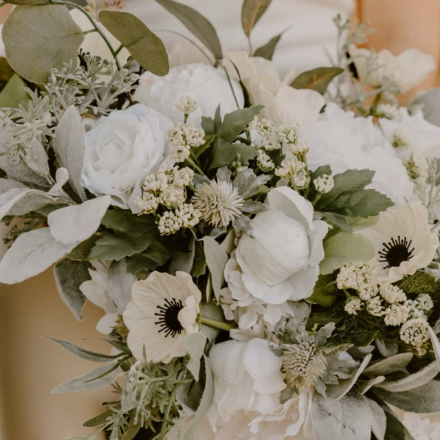 Where rustic charm meets timeless love 🤍 Second shooting this intimate wedding felt like stepping into something both grounded and classic - a beautiful barn venue, heartfelt moments shared with close family and friends, and a dance floor that brought every generation together.

From quiet walks by the wood-paneled walls to joyful, unfiltered celebration, this day was a reminder that simple, intentional weddings hold so much magic ✨
Grateful to capture it all from the sidelines.

#SecondShooter #RusticWedding #IntimateWedding #BarnWedding #TimelessLove WeddingPhotography MidwestWeddings WeddingInspiration

Second Shot for @becsjpg
